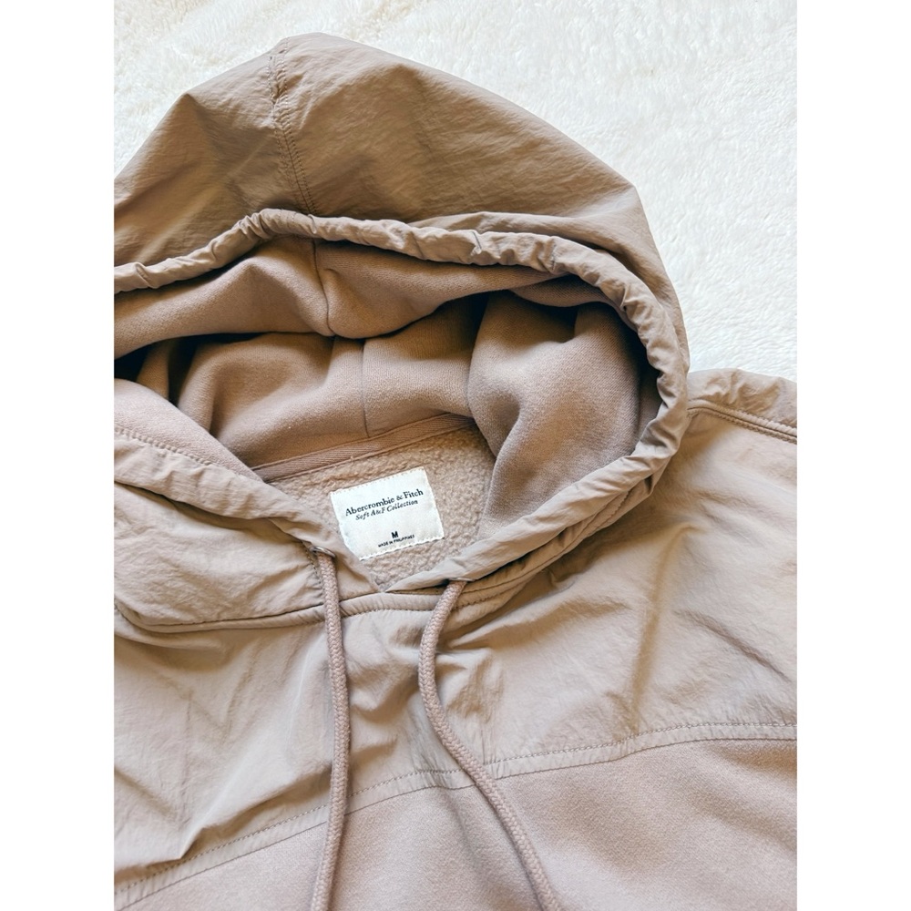 A&F Soft Collection Cropped Hoodie - Picture 6 of 9